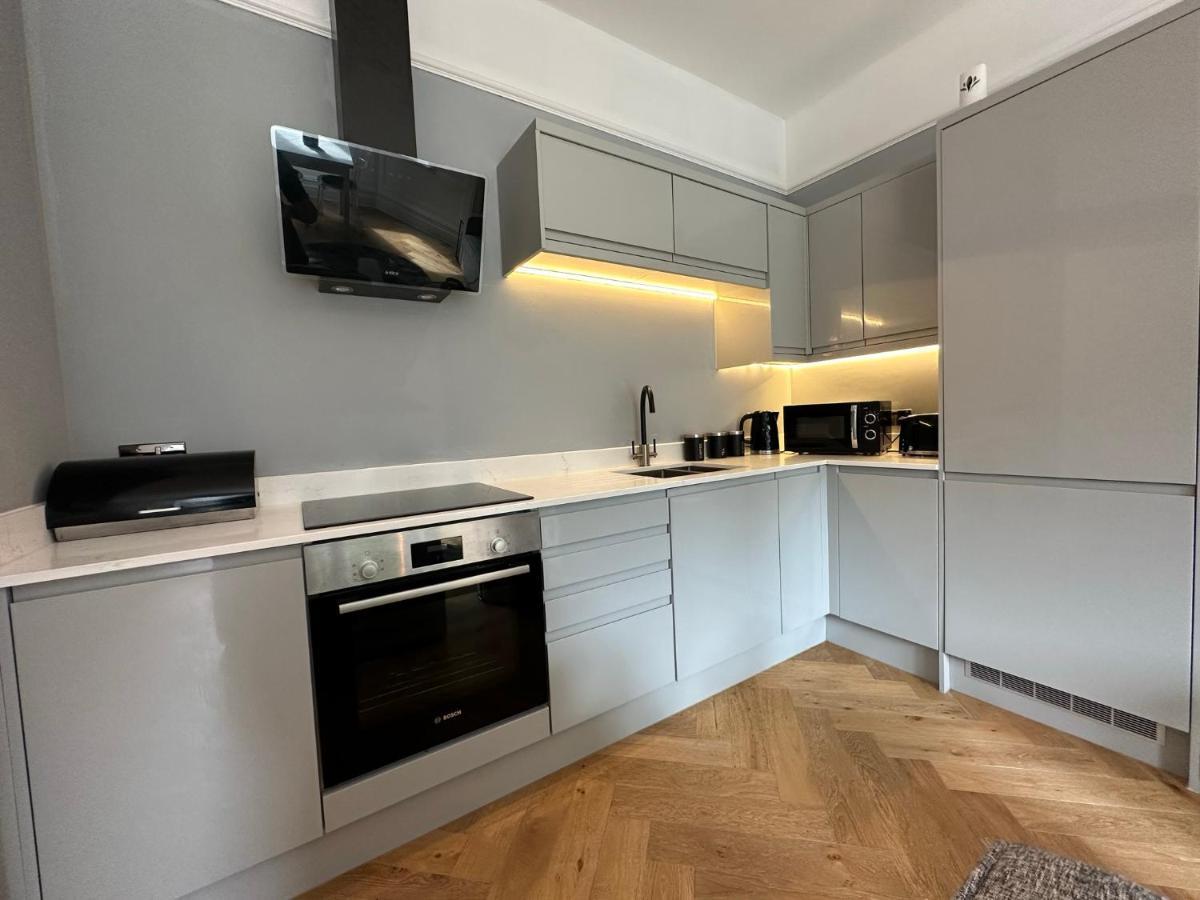 Luxury Apartment Stay Cardiff Exterior photo